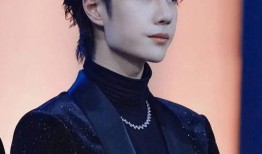 圈内爆料肖战和王一博,揭秘娱乐圈的神秘友情与默契合作